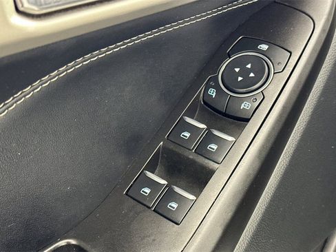 Used 2020 Ford Explorer XLT w/ Equipment Group 202A image 12