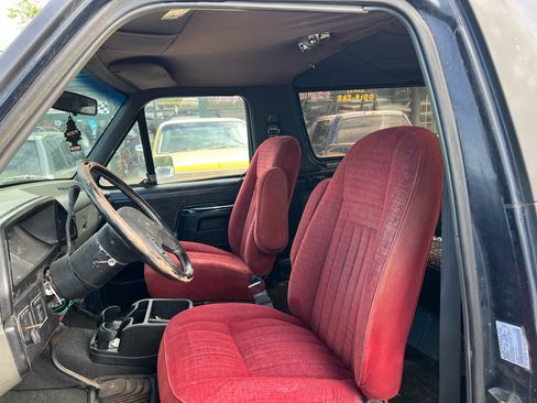 Used 1989 Ford Bronco image 7