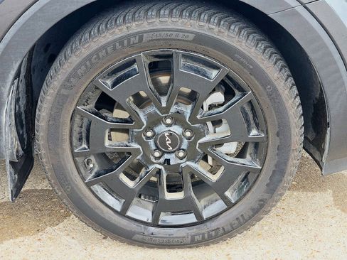 Used 2022 Kia Telluride SX w/ SX Prestige Package image 8