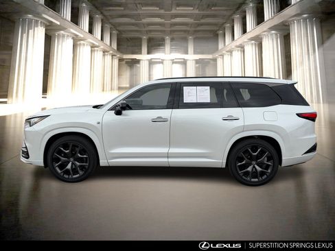 Certified 2026 Lexus TX 500h AWD w/ Technology Package image 9