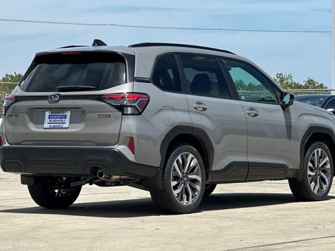 New 2026 Subaru Forester Touring AWD/4WD image 3
