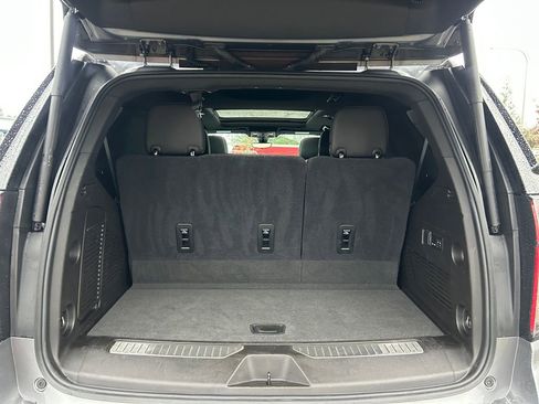 Used 2021 Chevrolet Tahoe Premier image 24