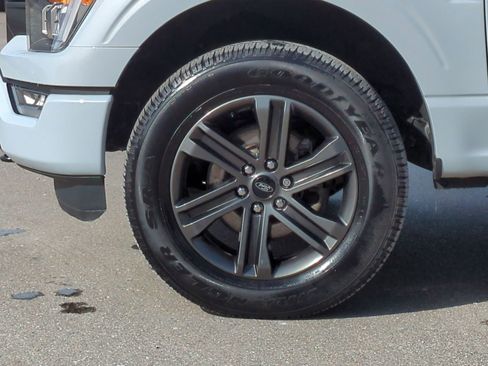 Used 2022 Ford F150 XLT w/ Equipment Group 302A High image 17