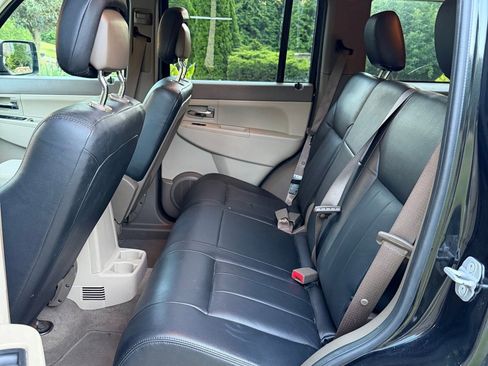 Used 2010 Jeep Liberty Sport w/ Popular Equipment Group AWD/4WD image 23