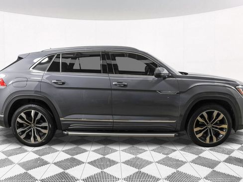 Used 2022 Volkswagen Atlas Cross Sport SEL Premium R-Line AWD/4WD image 13