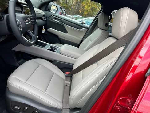 New 2026 GMC Acadia Elevation w/ Elevation Premium Package FWD image 31