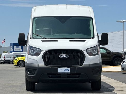 New 2026 Ford Transit 250 148 Medium Roof RWD image 8
