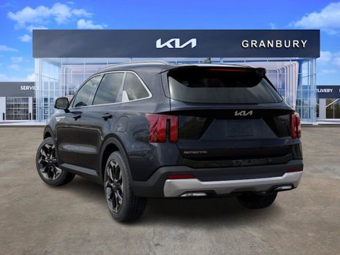 New 2026 Kia Sorento EX w/ EX Premium Package FWD image 5