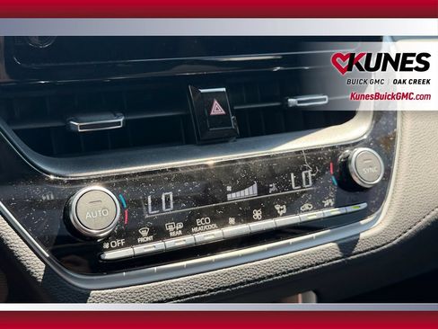 Used 2023 Toyota Corolla Cross XLE w/ Convenience Package AWD/4WD image 30