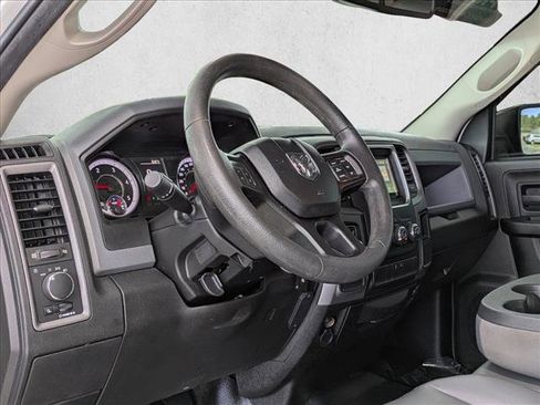 Used 2019 RAM 1500 Tradesman w/ Chrome Appearance Group image 11