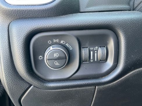 Used 2019 RAM 2500 Laramie AWD/4WD image 28
