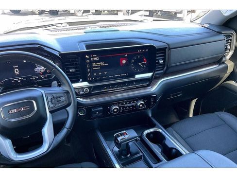Used 2023 GMC Sierra 1500 Elevation w/ X31 Off-Road Package AWD/4WD image 7