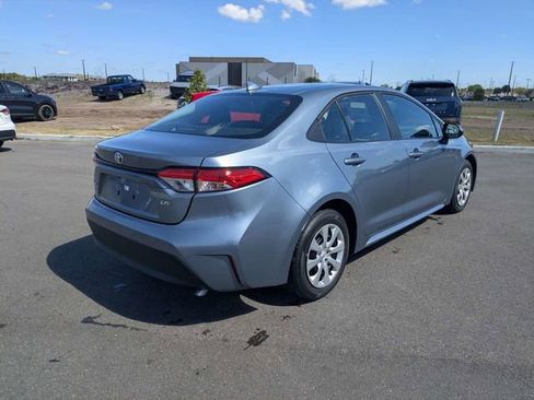 Used 2024 Toyota Corolla LE FWD image 3