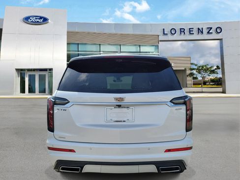 Used 2023 Cadillac XT6 Sport w/ Technology Package AWD/4WD image 6