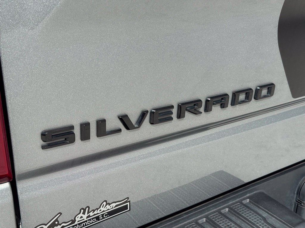 Used 2023 Chevrolet Silverado 1500 Custom w/ Rally Edition RWD image 13