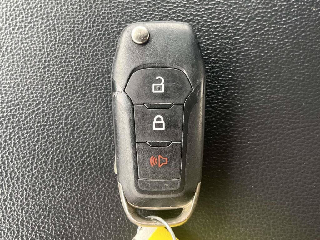 Used 2021 Ford F150 XL w/ Equipment Group 101A High AWD/4WD image 4