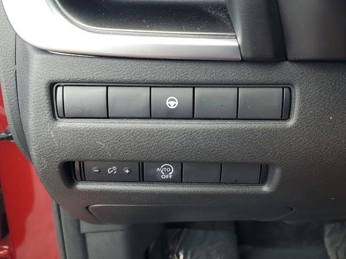 Certified 2023 Nissan Rogue SV image 23