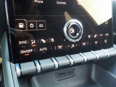 New 2026 GMC Terrain AT4 w/ Convenience Package III image 38