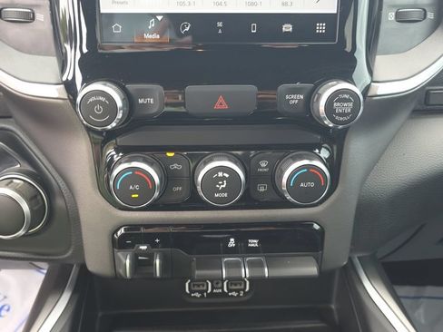 Used 2022 RAM 1500 Lone Star RWD image 20
