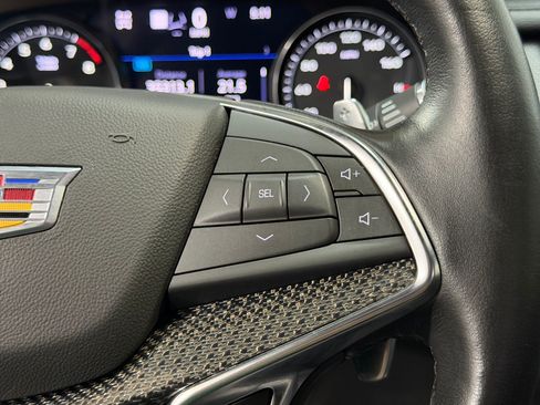 Certified 2023 Cadillac XT5 Sportv w/ Technology Package AWD/4WD image 13