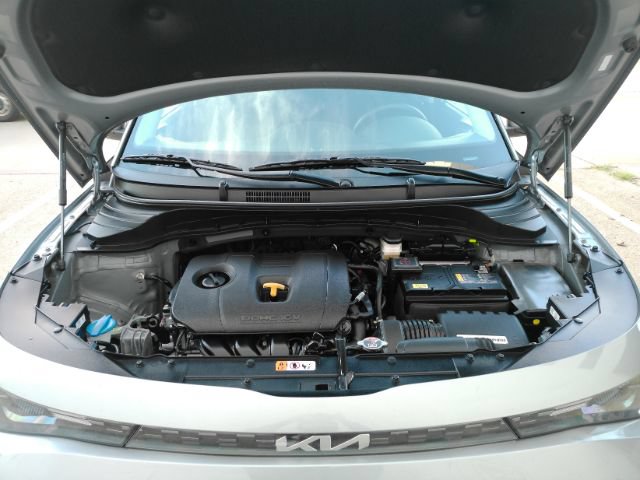 Used 2023 Kia Soul LX w/ LX Technology Package FWD image 38