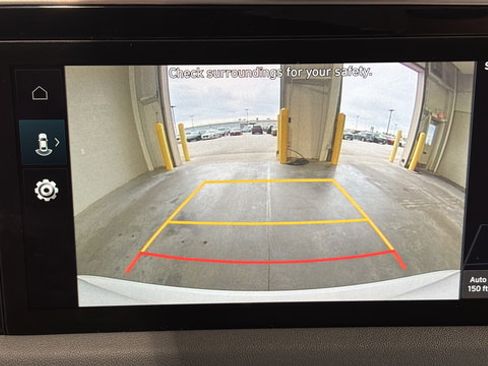 Used 2023 Hyundai Sonata SEL w/ Preferred Accessory Package FWD image 15