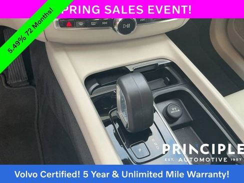 Certified 2023 Volvo XC60 B5 Plus image 22