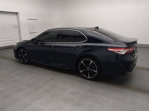 Used 2020 Toyota Camry XSE FWD image 3