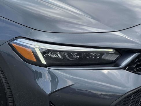 Certified 2025 Honda Civic Sport image 27