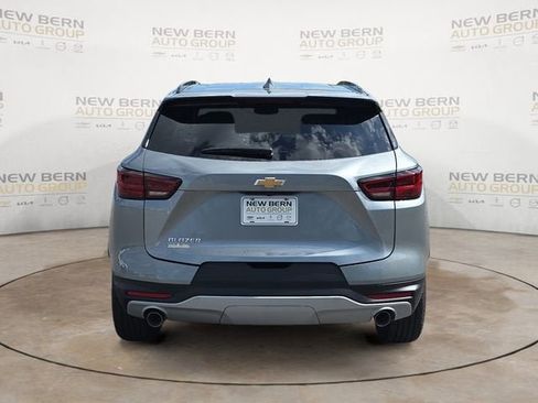 New 2026 Chevrolet Blazer LT w/ Convenience Package FWD image 4