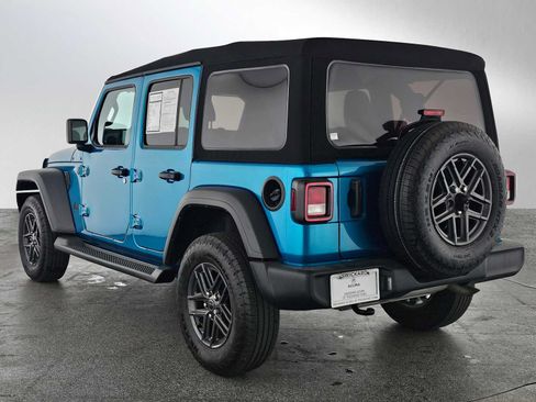 Used 2024 Jeep Wrangler Unlimited Sport AWD/4WD image 5