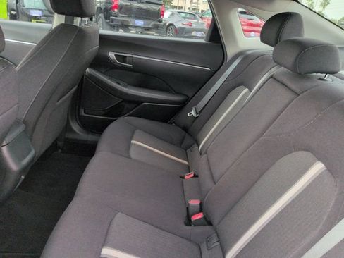 Certified 2023 Hyundai Sonata SEL w/ Preferred Accessory Package FWD image 12