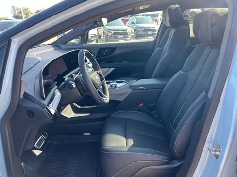 Used 2026 Cadillac Optiq Sport 2 w/ LPO, Floor Liner Package AWD/4WD image 12