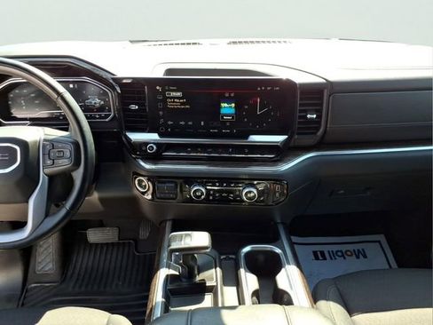 Used 2023 GMC Sierra 1500 Elevation w/ X31 Off-Road Package AWD/4WD image 13