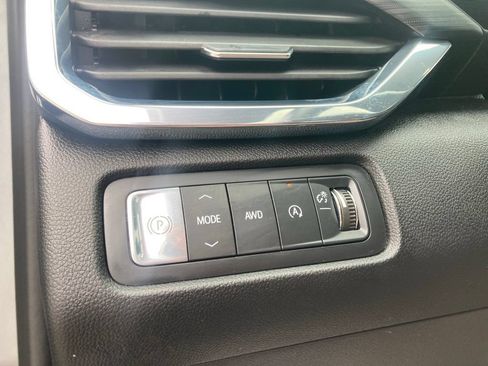 Certified 2024 GMC Acadia Elevation w/ Luxury Package AWD/4WD image 35