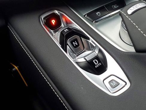 Used 2024 Chevrolet Corvette Stingray image 18