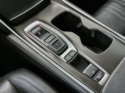 Used 2019 Honda Accord Touring image 25