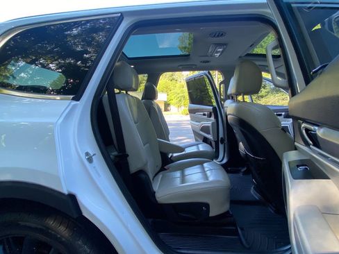 Used 2020 Kia Telluride SX w/ Towing Package FWD image 54