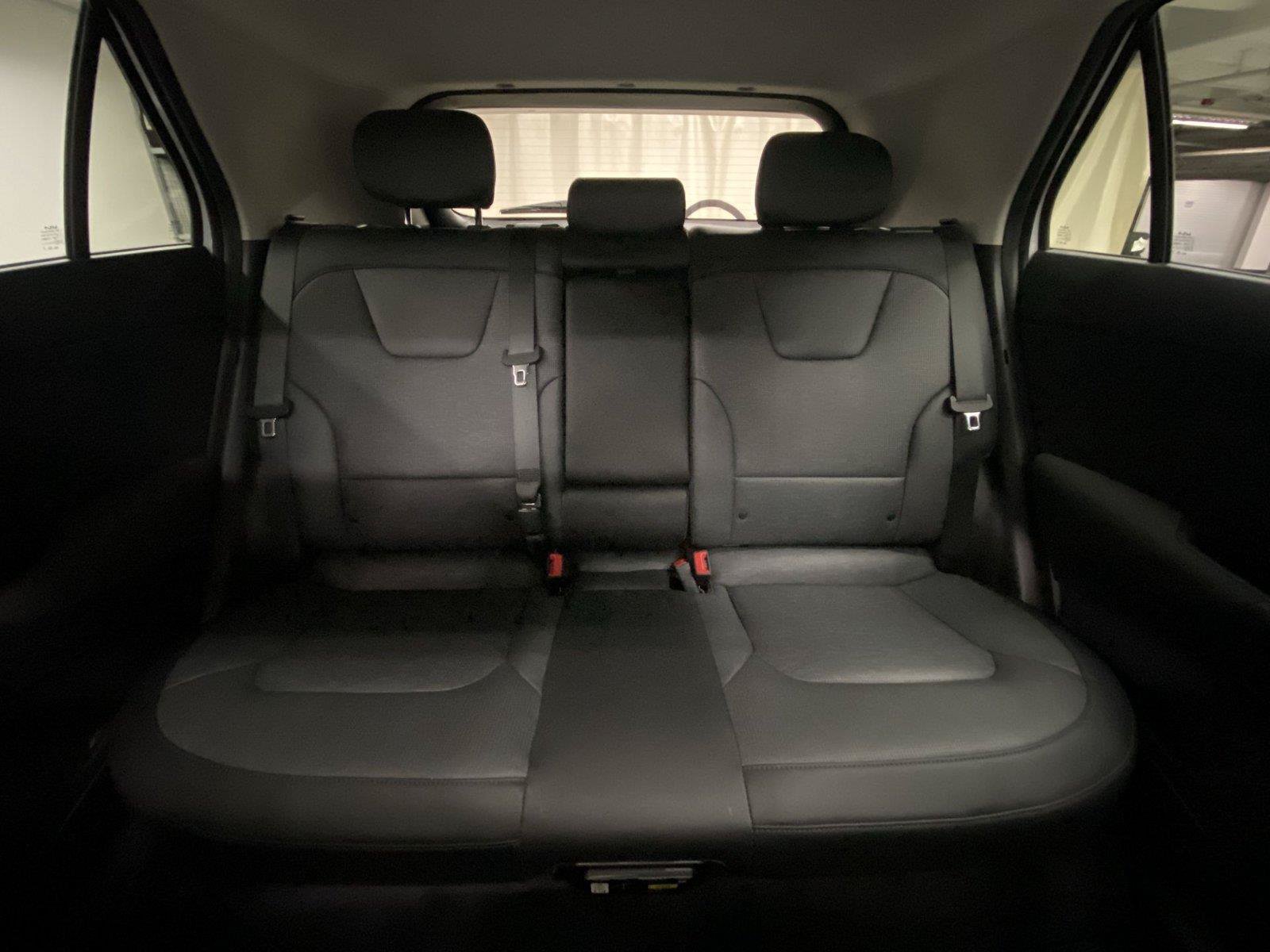 Used 2023 Kia Niro Wave w/ Wave Preserve Package FWD image 29