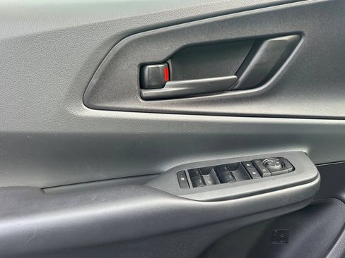 Used 2023 Toyota Prius LE FWD image 11