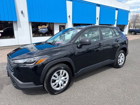 Used 2023 Toyota Corolla Cross L AWD/4WD image 1