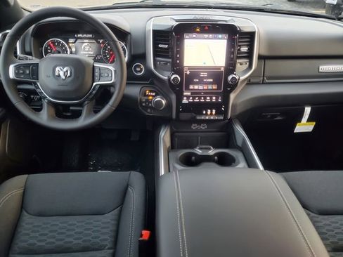 New 2026 RAM 1500 4x4 Crew Cab image 24