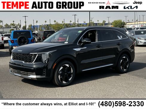 Used 2025 Kia Sorento EX AWD/4WD image 1