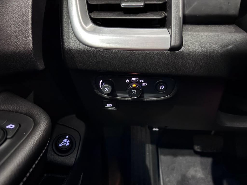 Certified 2022 GMC Terrain SLT AWD/4WD image 22