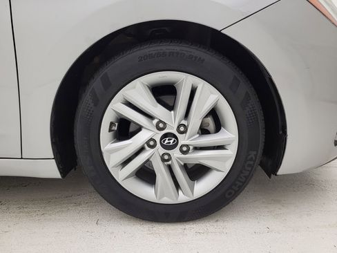 Used 2020 Hyundai Elantra Value Edition w/ Cargo Package (C1) image 22