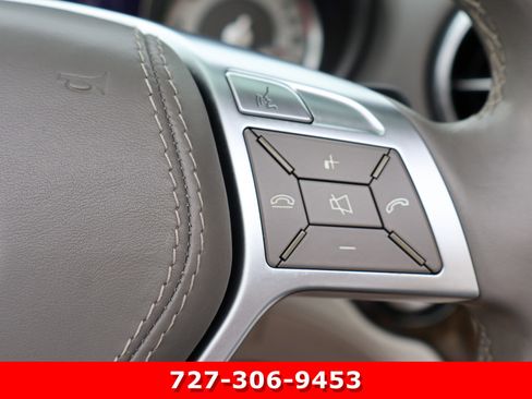Used 2014 Mercedes-Benz SL 550 image 24