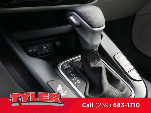 Used 2022 Kia Soul LX image 34