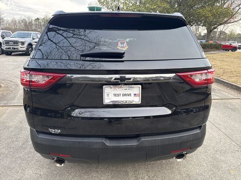 Used 2020 Chevrolet Traverse LS w/ LPO, Blackout Package image 6