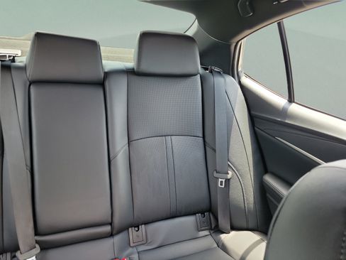 Used 2025 Toyota Camry XSE FWD image 10