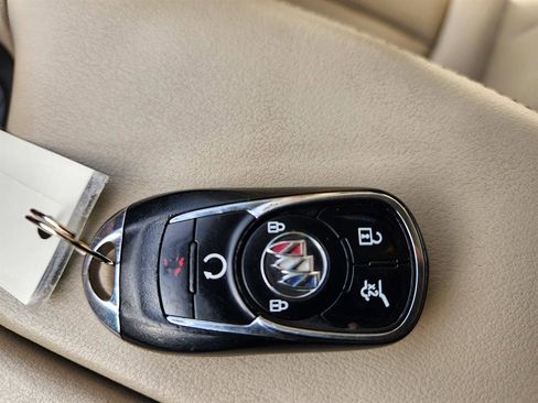 Used 2020 Buick Envision Essence image 40